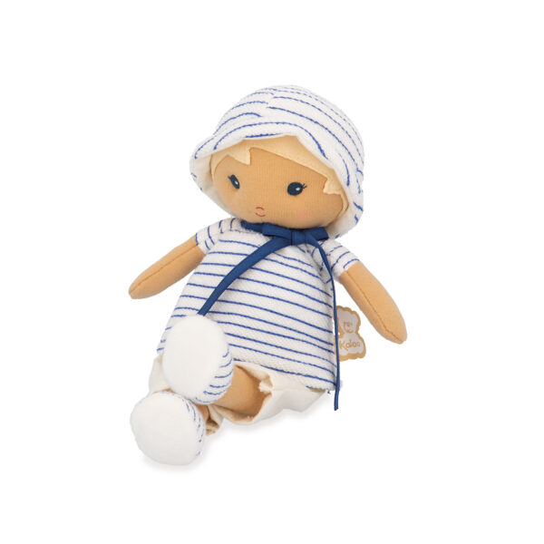 Tendresse Eli Doll, Medium