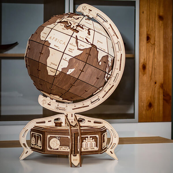 Globe Brown 3D Wooden STEM Construction Kit