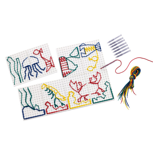ERSCTU44013.jpg Junior String Art - School Set