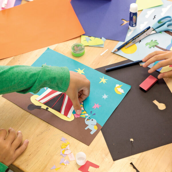 Construction Paper, Heavyweight, Royal Blue, 9" x 12", 50 Sheets Per Pack, 5 Packs