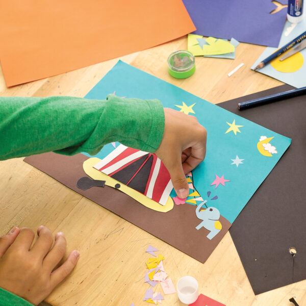 Construction Paper Pad, Heavyweight, 10 Classic Colors, 9" x 12", 40 Sheets, Pack of 6